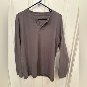 Clearwater Men's Gray Henley Shirt Size Large